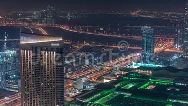 迪拜摩天大楼市中心令人惊叹的鸟瞰夜景，迪拜，阿拉伯联合酋长国